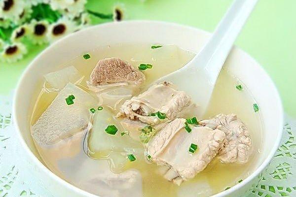 VALENTI的夏季祛湿喝冬瓜汤